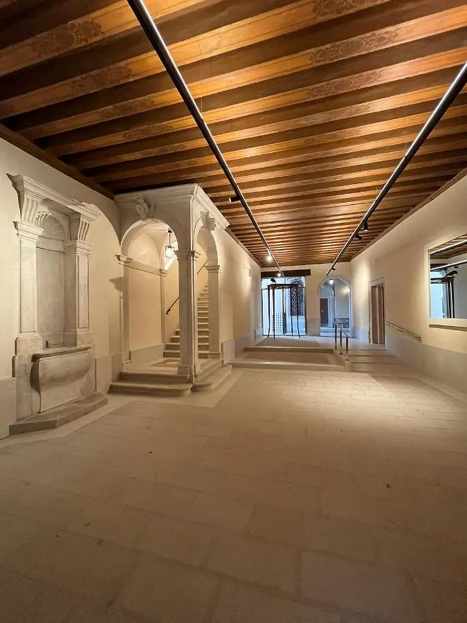 Immobiliare Nk Palazzo Bonvicini Lägenhet Venedig