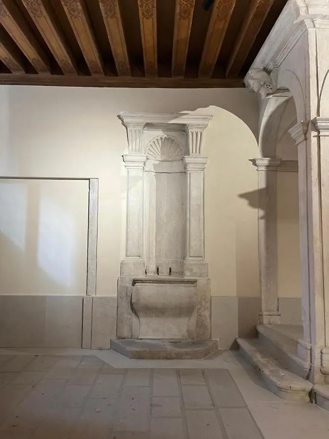 Immobiliare Nk Palazzo Bonvicini Lägenhet Venedig 0*,